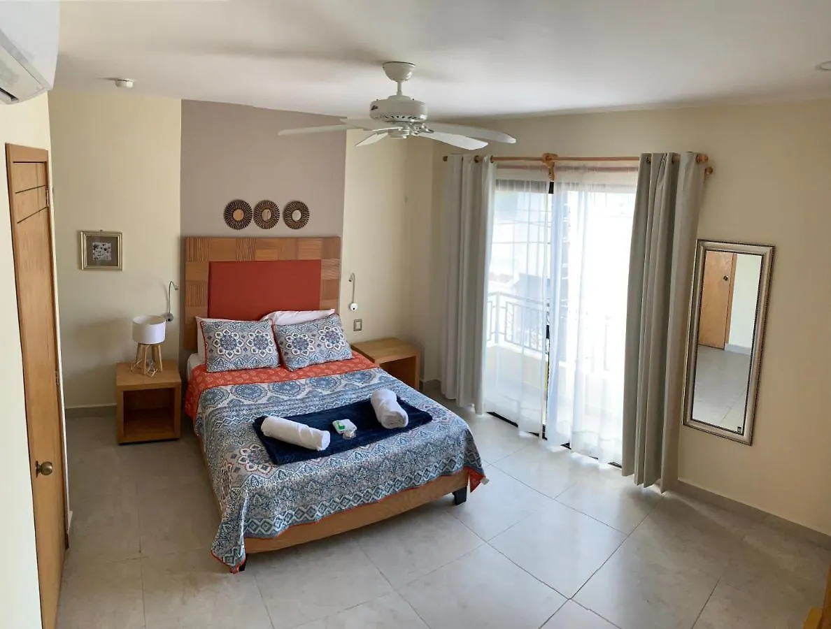 La Casa De Los Alcatraces Cancún