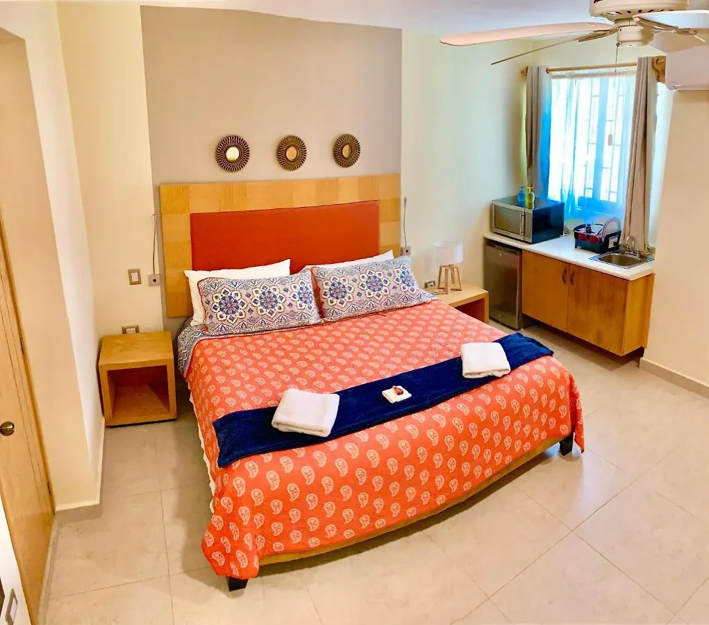 La Casa De Los Alcatraces Cancún Hotel